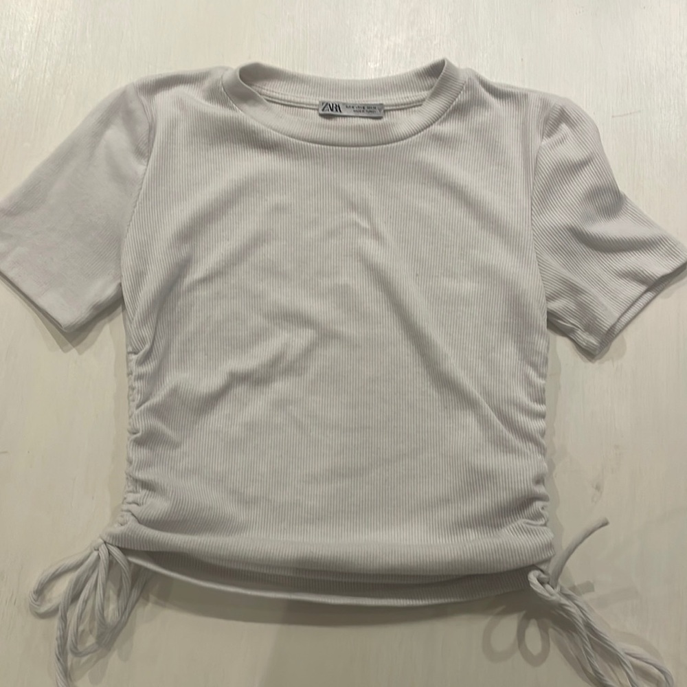 Zara, Size M, White Tee